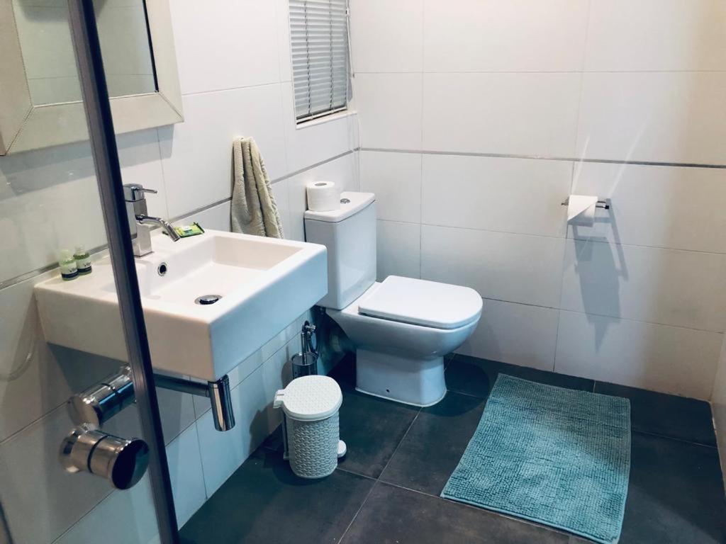 شقة Modern Haven In Ta'Xbiex Ta Xbiex المظهر الخارجي الصورة
