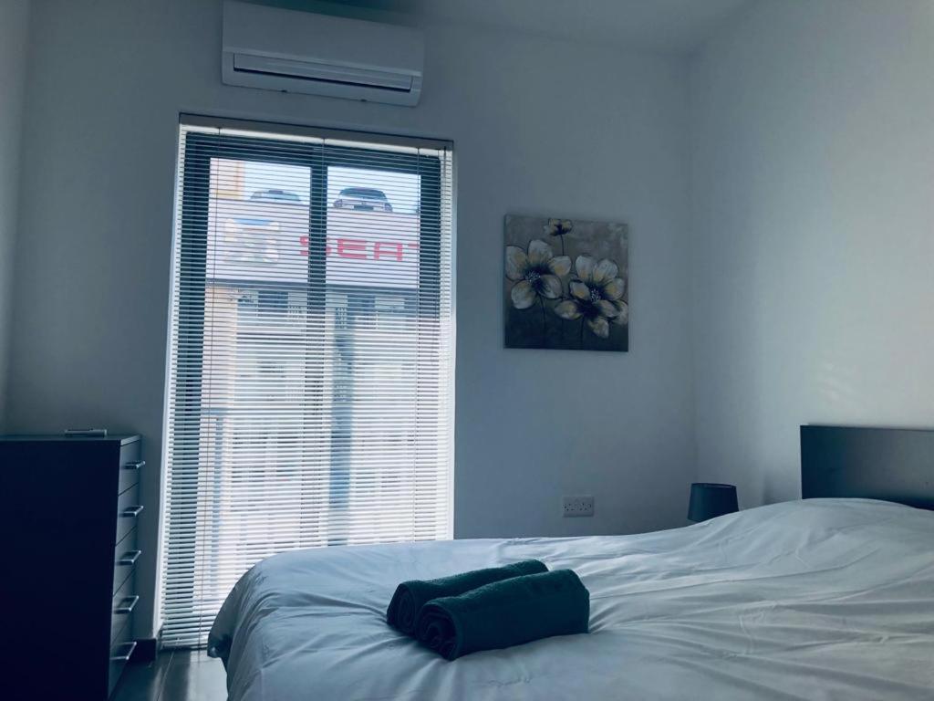 شقة Modern Haven In Ta'Xbiex Ta Xbiex المظهر الخارجي الصورة